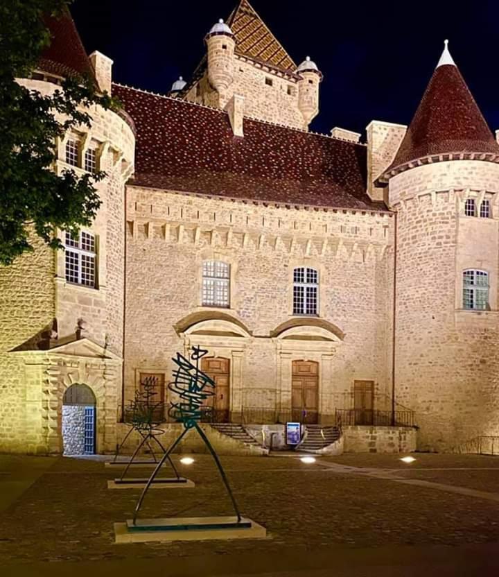 2 Pieces "Le Brin De Soleil" Gites Appart 'Hotel L'Echappee Belle D'Aubenas Logement 1 Sur 3 Buitenkant foto